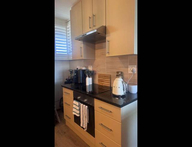 2 BEDROOM PROPERTY TO RENT IN PINELANDS